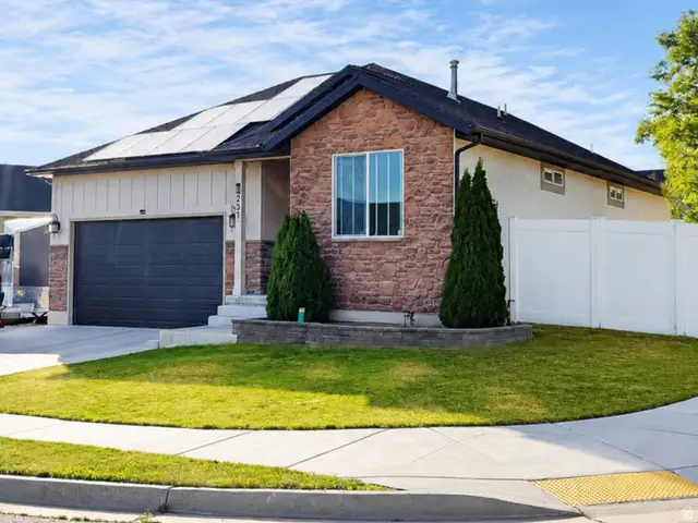 237 W 125 N, Clearfield, UT 84015 - #1