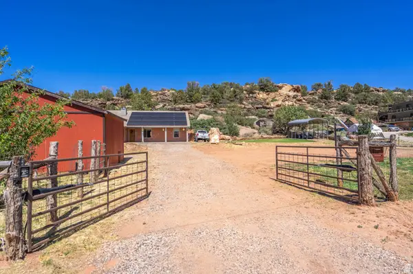 1504 N Rome Way, Apple Valley, UT 84737