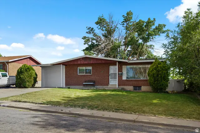 107 W 2200 N, Sunset, UT 84015 - #3