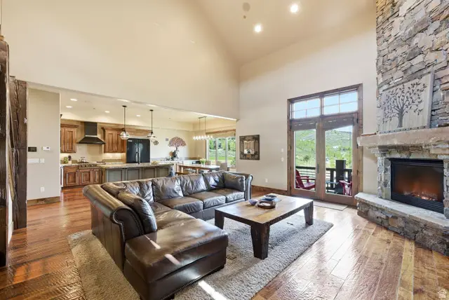 8915 Jeremy Point Ct, Park City, UT 84098 - #3