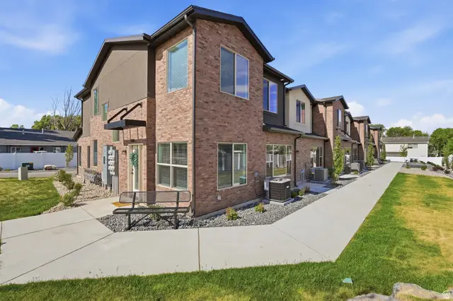 984 E 1250 S, Ogden, UT 84403 - #2