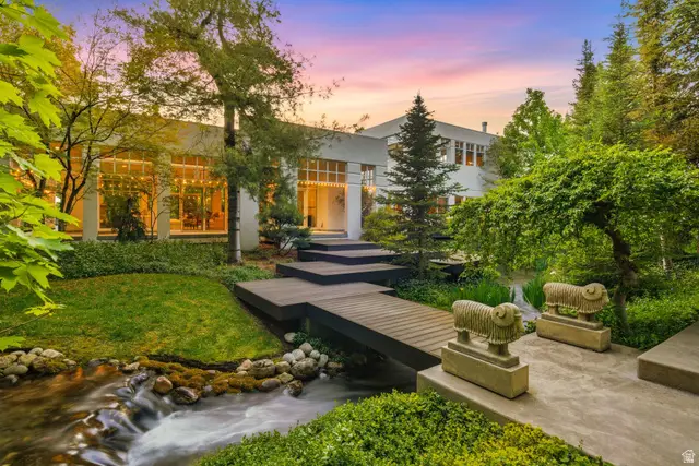 2552 E Walker Ln, Salt Lake City, UT 84117 - #2