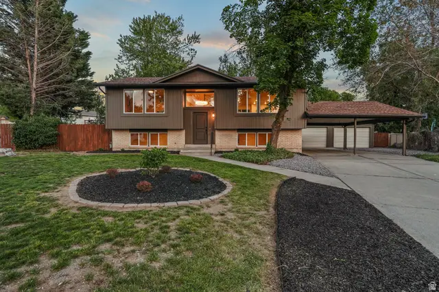 9161 S Lazon Cir, Sandy, UT 84094 - #2