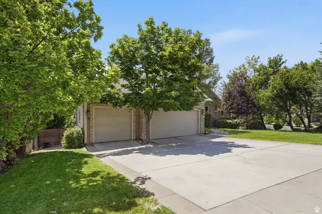 4188 S Lynn Ln, Holladay, UT 84124 - #2