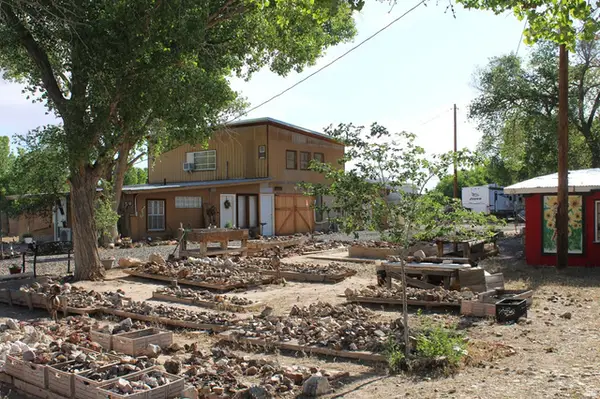 200 W & 230 W 100 N, Hanksville, UT 84734