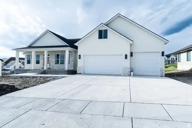 859 E 130 N, Hyde Park, UT 84318 - #2