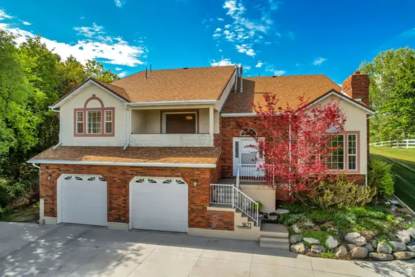 1671 Cherokee Cir, Ogden, UT 84403