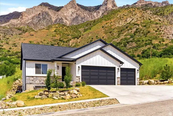 337 E Saddleback Rd, Willard, UT 84340