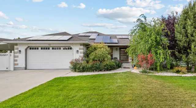 1366 W Palmer Ln, South Jordan, UT 84095 - #2