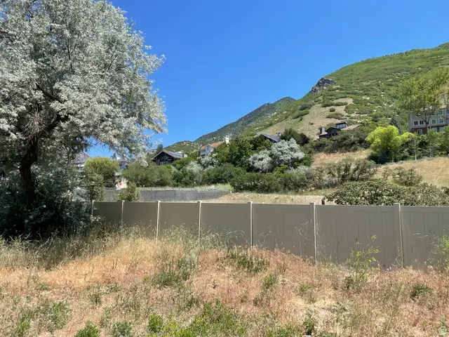 7657 S Avondale Dr E, Salt Lake City, UT 84121 - #3