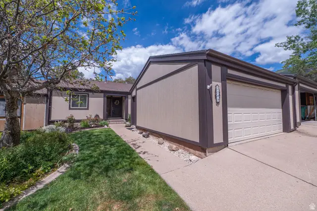 2589 E 1930 N, Layton, UT 84040 - #1