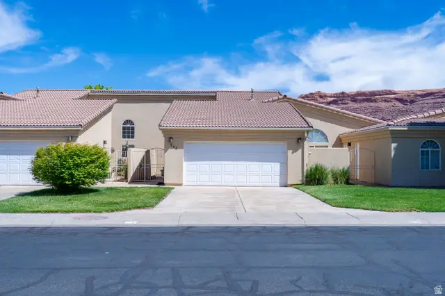 542 W Hale Ave, Moab, UT 84532 - #2