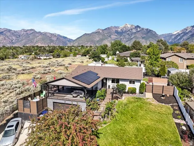 9135 S Morningview Dr E, Sandy, UT 84094 - #2
