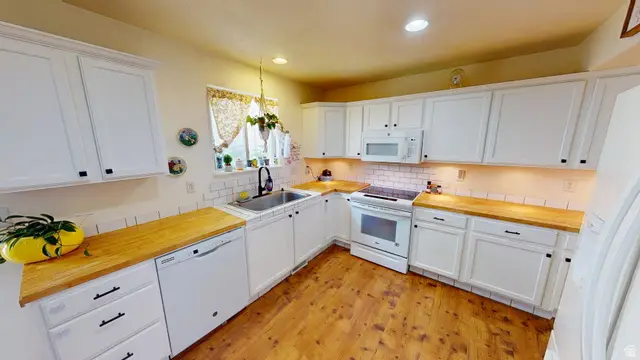 1166 N 200 W, Tooele, UT 84074 - #1