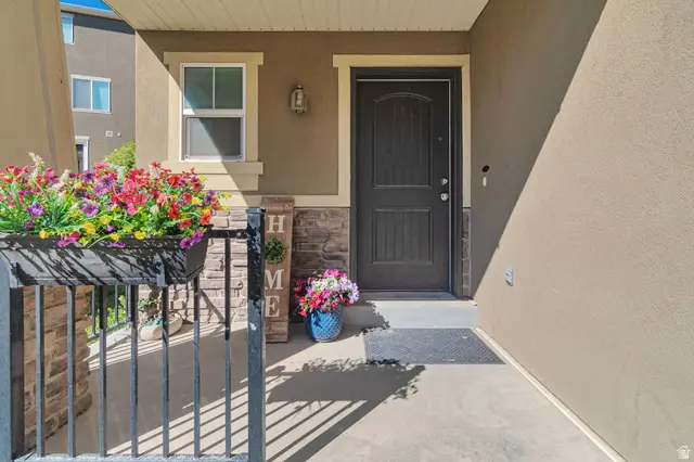 321 W Willow Dr, Saratoga Springs, UT 84045 - #3