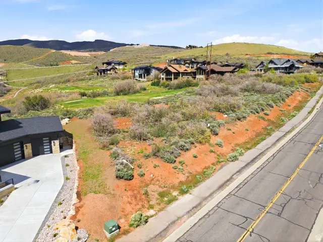 1133 E Longview Dr #4, Hideout, UT 84036 - #1