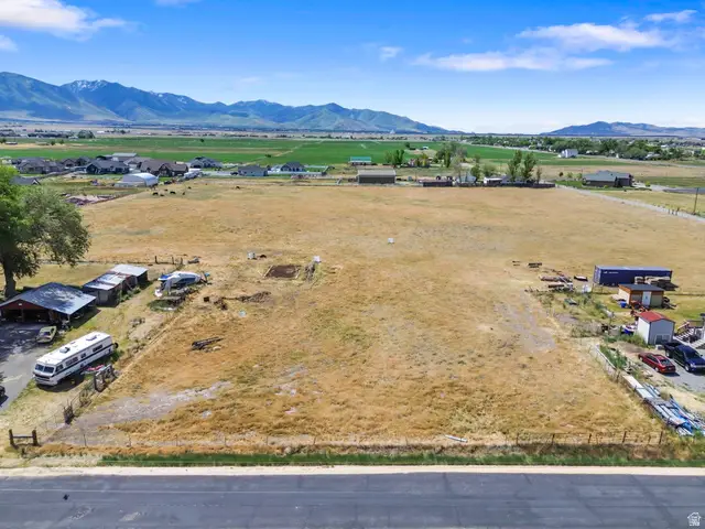 379 W Church Rd, Erda, UT 84074 - #3
