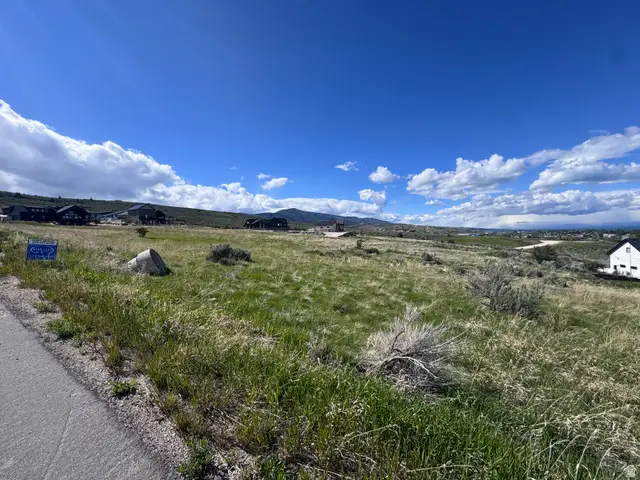 291 W Persimmon Dr #14, Garden City, UT 84028 - #2
