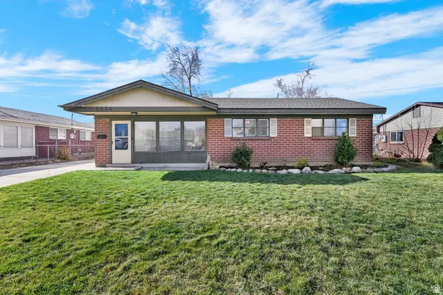 5534 S Spurrier Rd W, Murray, UT 84107 - #3