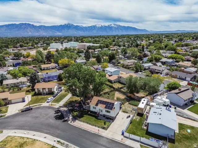 4327 S Rose Petal Way W, West Valley City, UT 84120 - #2