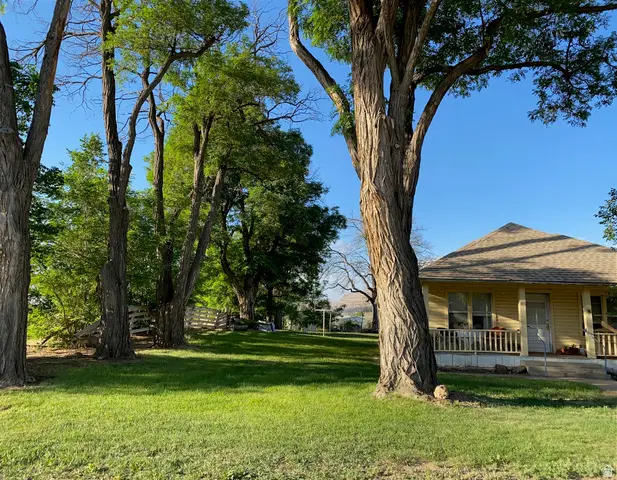 85 W 300 S, Escalante, UT 84726 - #2