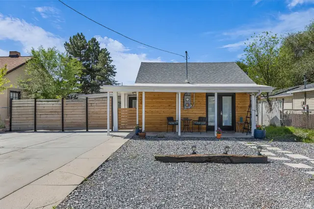 1559 W Shelley Ave, West Valley City, UT 84119 - #1