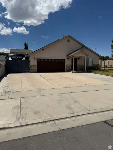 13832 S Kyle Earl Ln W, Herriman, UT 84096 - #3