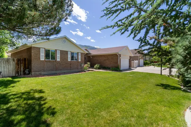 11119 S Londonderry Dr E, Sandy, UT 84092 - #1