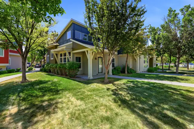 5422 W Fairgrove Ln S, West Valley City, UT 84120 - #2