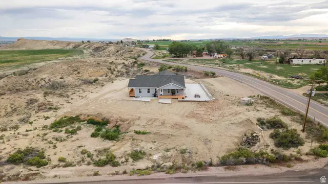 2029 W Mortensen Ln, Roosevelt, UT 84066 - #3