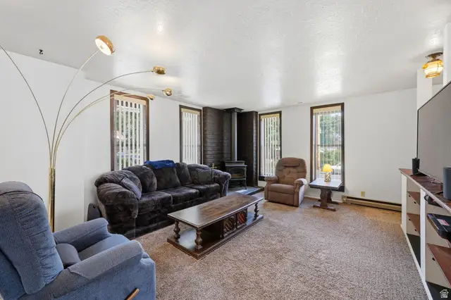 865 Wood St, Ogden, UT 84404 - #3