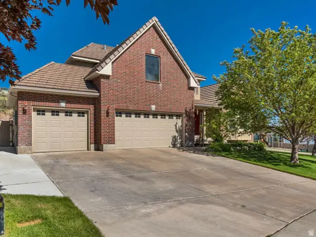 4642 N Pebblestone Ln W, Lehi, UT 84043 - #1