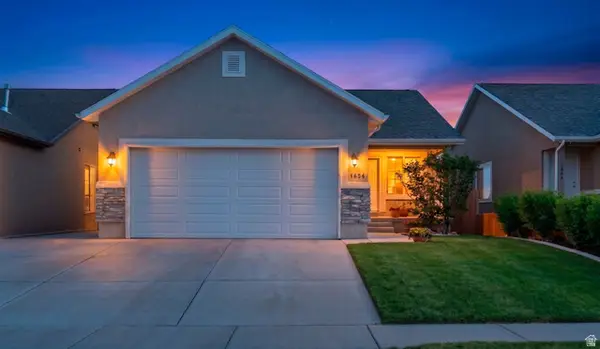 1854 E Shadow Dr N, Eagle Mountain, UT 84005