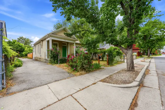 726 S Green St E, Salt Lake City, UT 84102 - #3