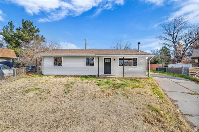 170 W Warm Springs Cir, Washington, UT 84780 - #1