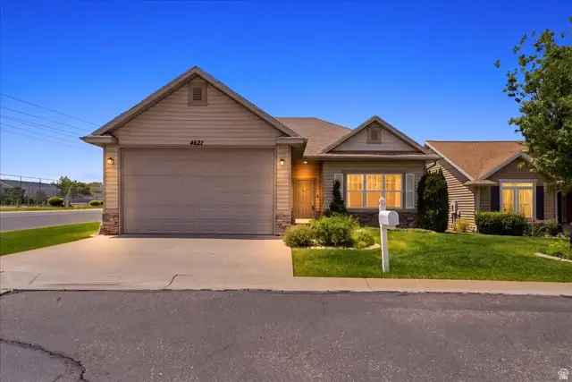 4621 S Wedgewood Dr W, Roy, UT 84067 - #1