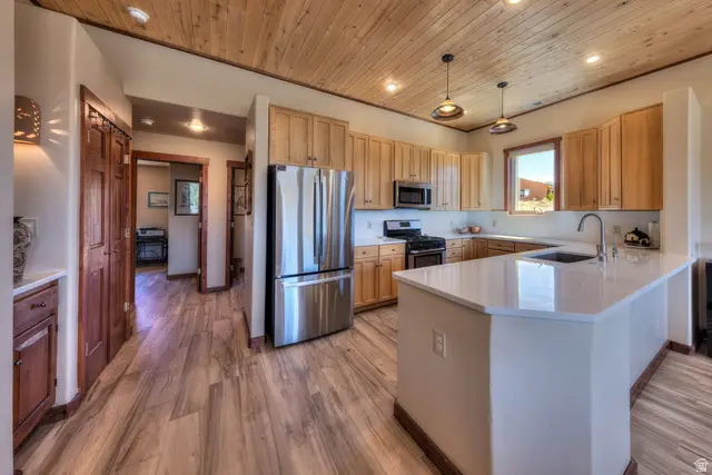 2154 S Rio Verde Dr, Moab, UT 84532 - #3