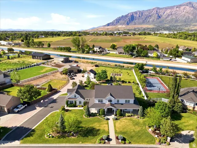 1776 Heritage Ranch Dr, Farr West, UT 84404 - #1