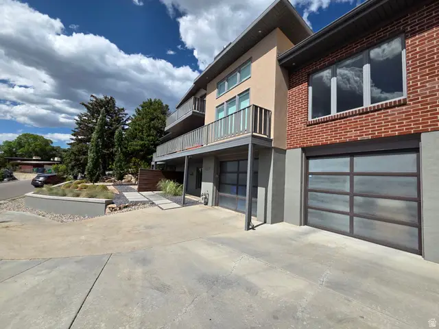 3377 S El Rancho Rd E, Millcreek, UT 84109 - #3
