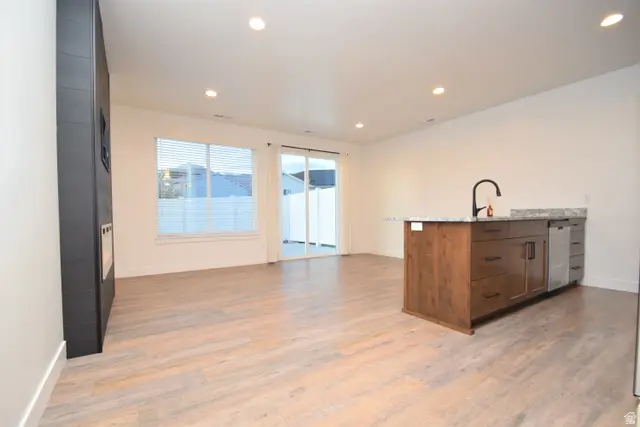 118 W 1100 N, Harrisville, UT 84404 - #3