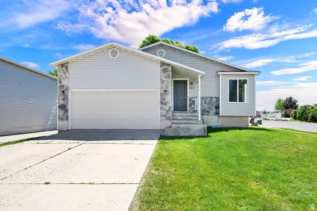 711 S 825 E, Layton, UT 84041 - #1