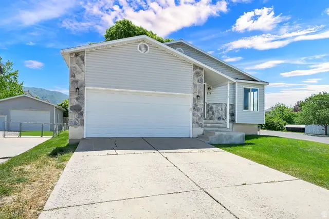711 S 825 E, Layton, UT 84041 - #2