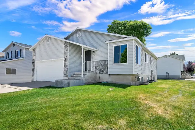 711 S 825 E, Layton, UT 84041 - #3
