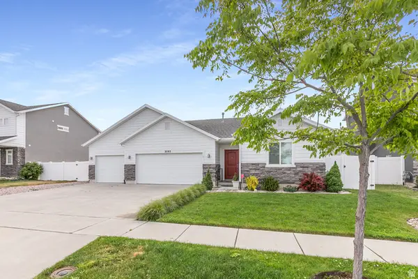 3595 S Water Lilly Ln, Syracuse, UT 84075