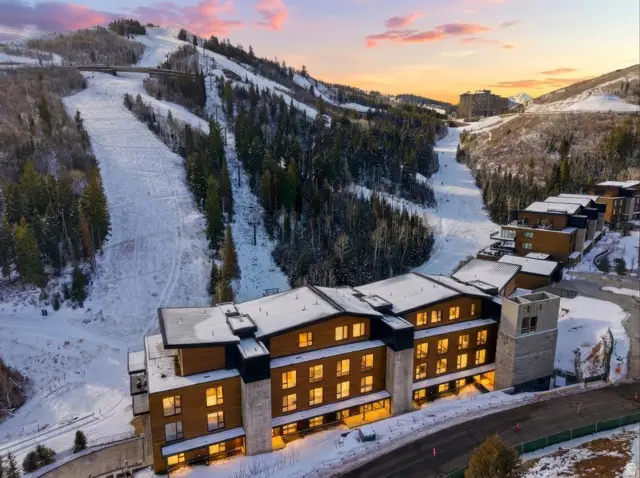 3267 W Deer Hollow Dr #3206, Deer Valley, UT 84060 - #1