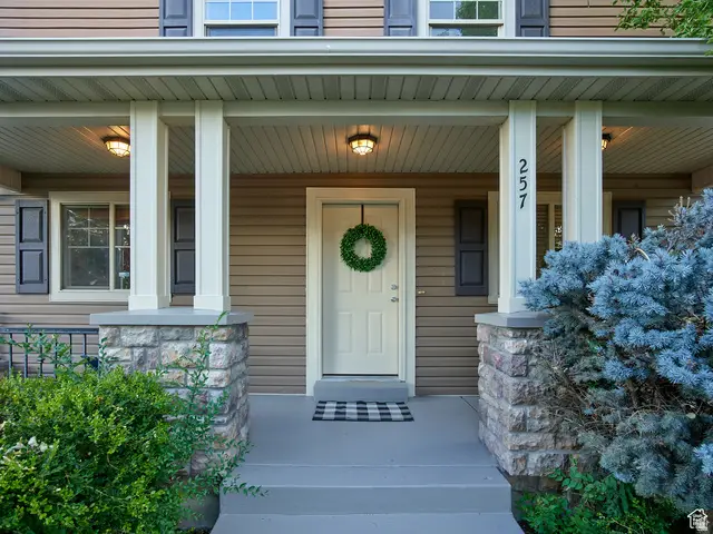 257 N 900 W, Provo, UT 84601 - #3