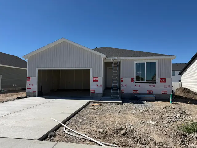 220 W 550 N, Smithfield, UT 84335 - #1