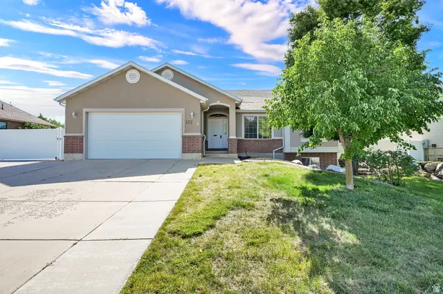 1111 S 2200 W, Syracuse, UT 84075 - #1