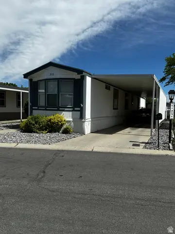 978 W Jasmine Dr S, Taylorsville, UT 84123 - #3