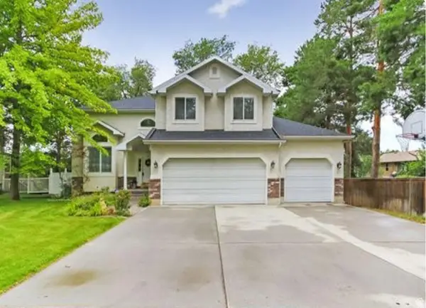 2798 E Ksel Dr, Sandy, UT 84092